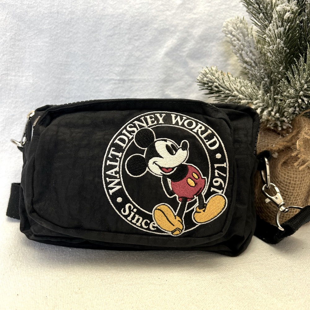 Vintage Disney Disneyworld Mickey Mouse Embroidered Fanny Pack Bag